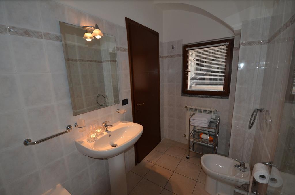 Lake Como View Apartement Allegro Acquaseria Værelse billede